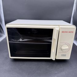 Vintage Conair Cuisine Micro-Mite Camper / Dorm Microwave TESTED