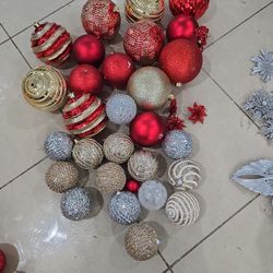 giant ornament   Hobby Lobby 