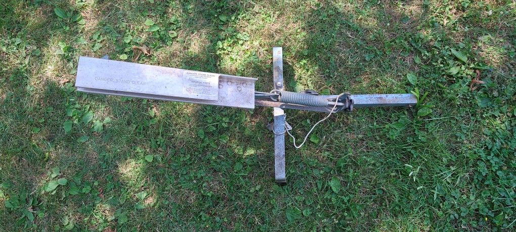 Manual Skeet Thrower