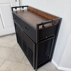 Laundry Basket/ Table 