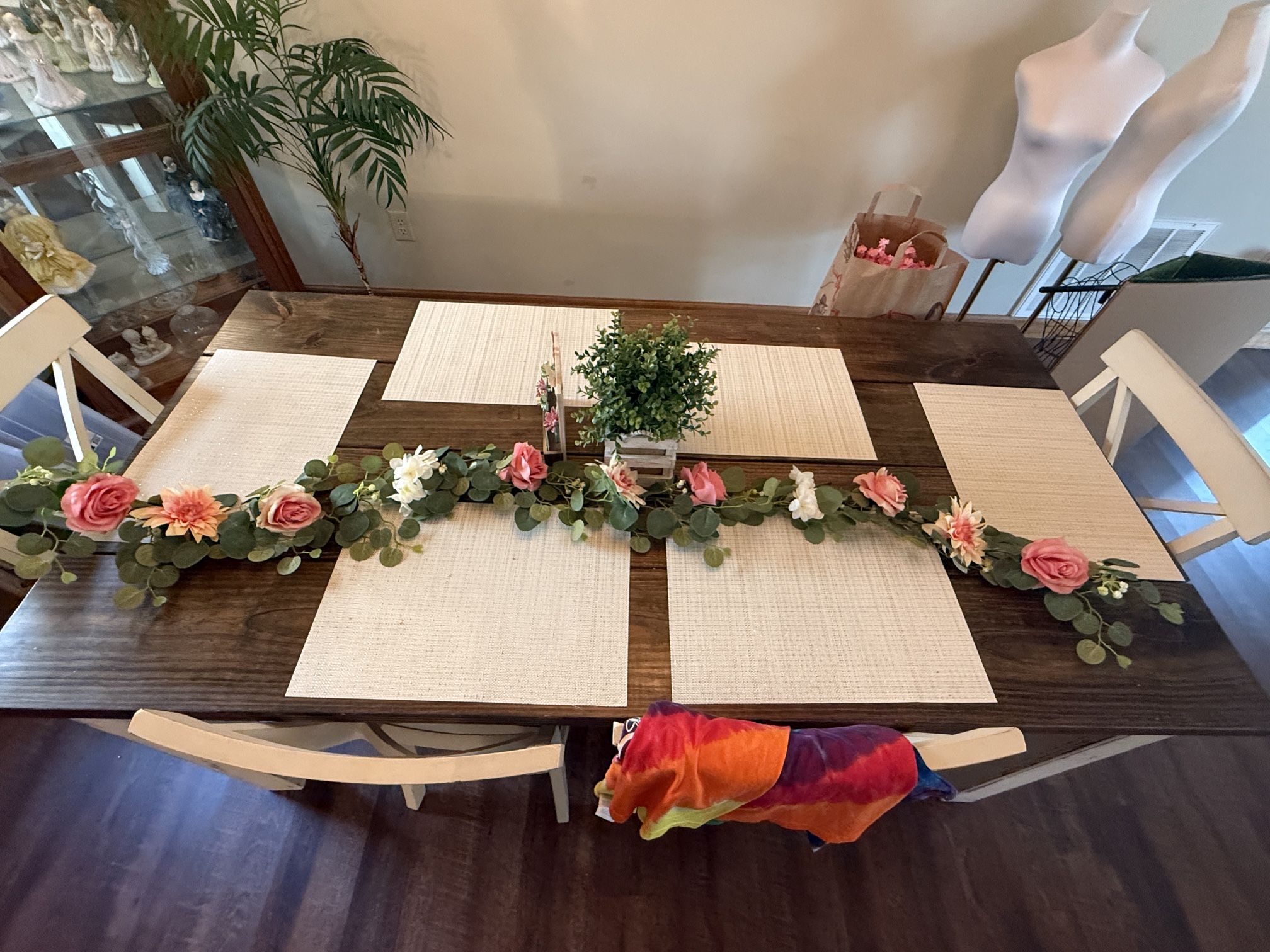 Pink Flower With Lights Table Runner