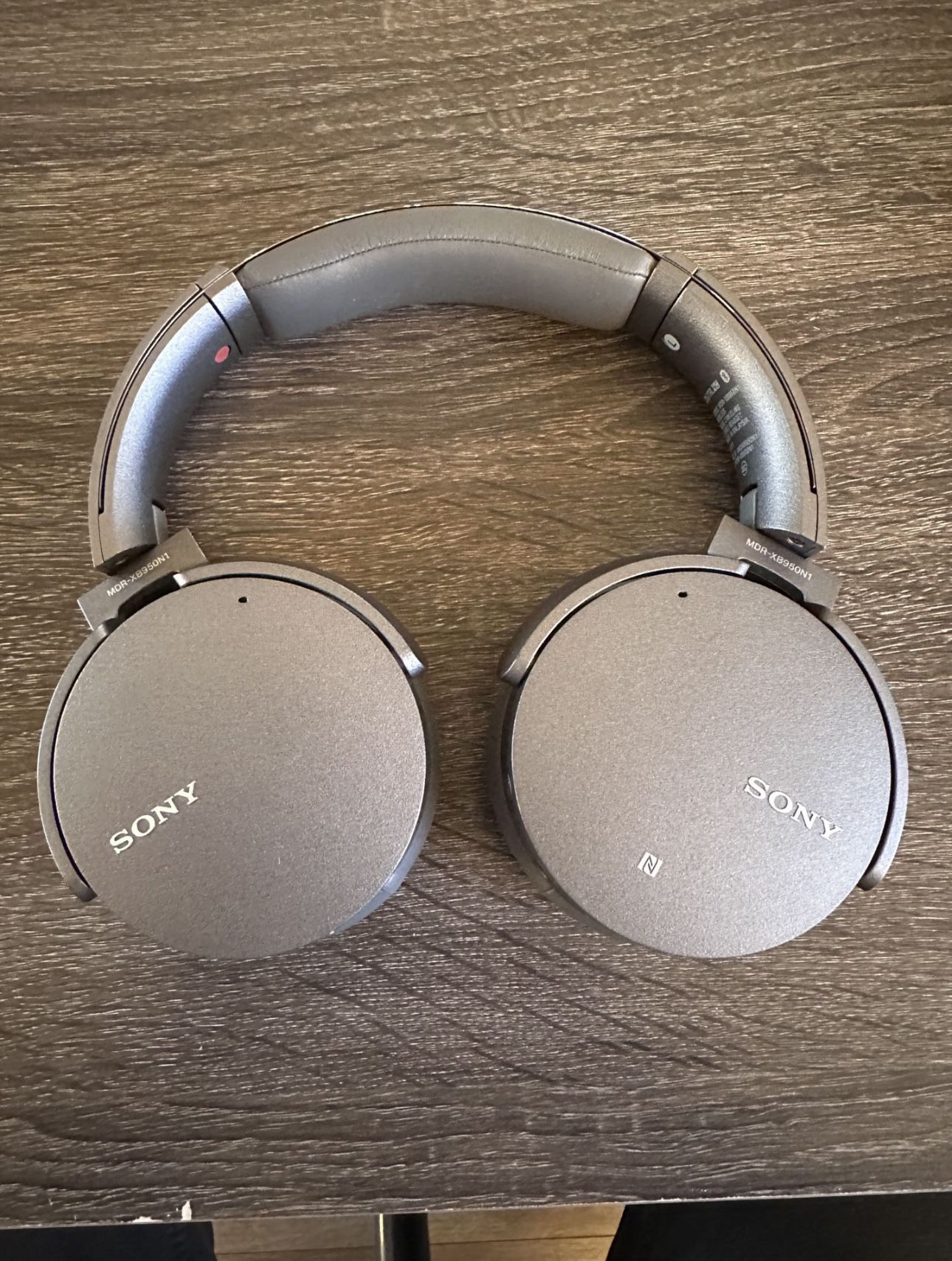 Sony MDR-XB950N1 Headphones