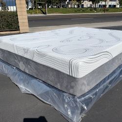 Cal King Organic Cool Gel Memory Foam!•~•~•