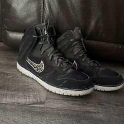 Nike High top