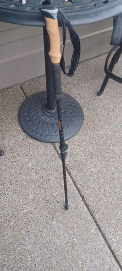 Very nice Cascade walking stick adjustable $5