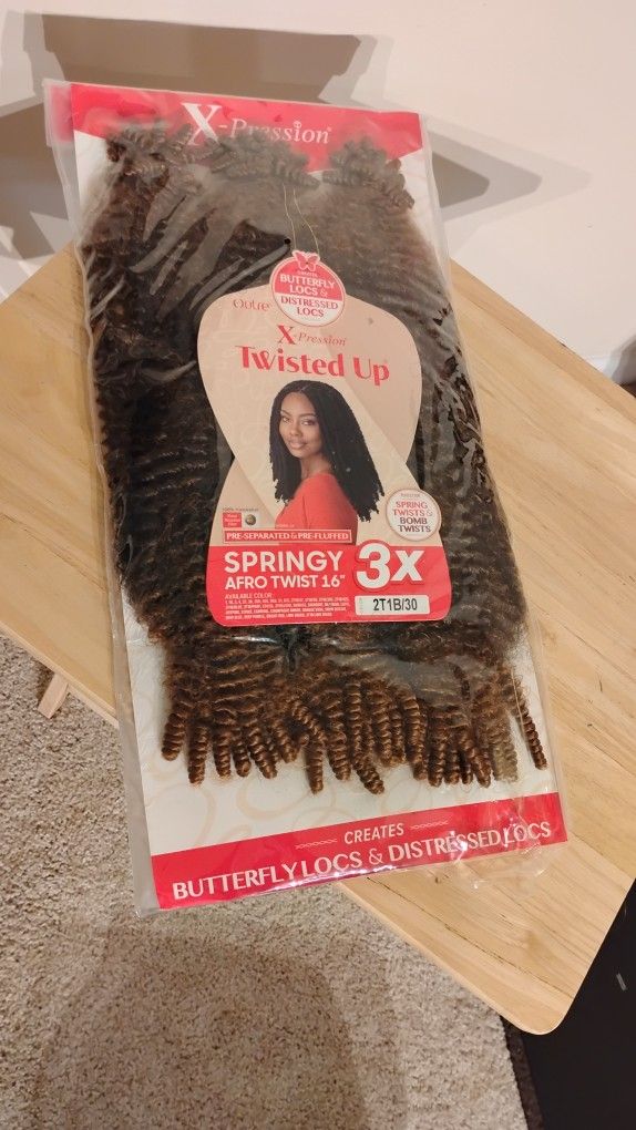 Outre Braids X-Pression Twisted Up 3X SPRINGY BOHEMIAN TWIST 16''