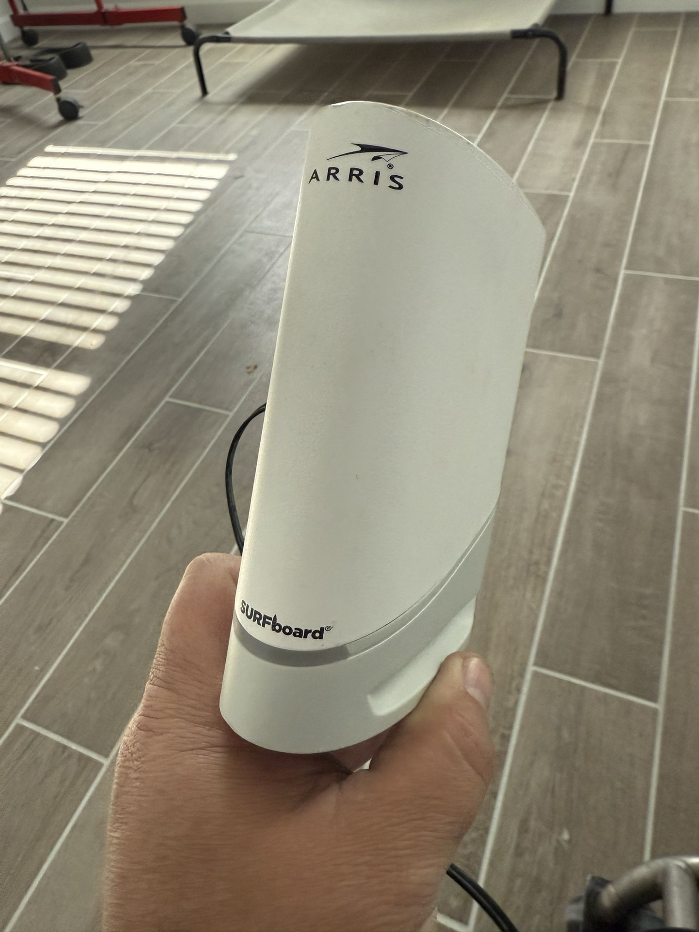 Arris Surfboard S33 Modem
