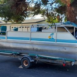 18 Foot Party Barge/Fishing Pontoon Boat