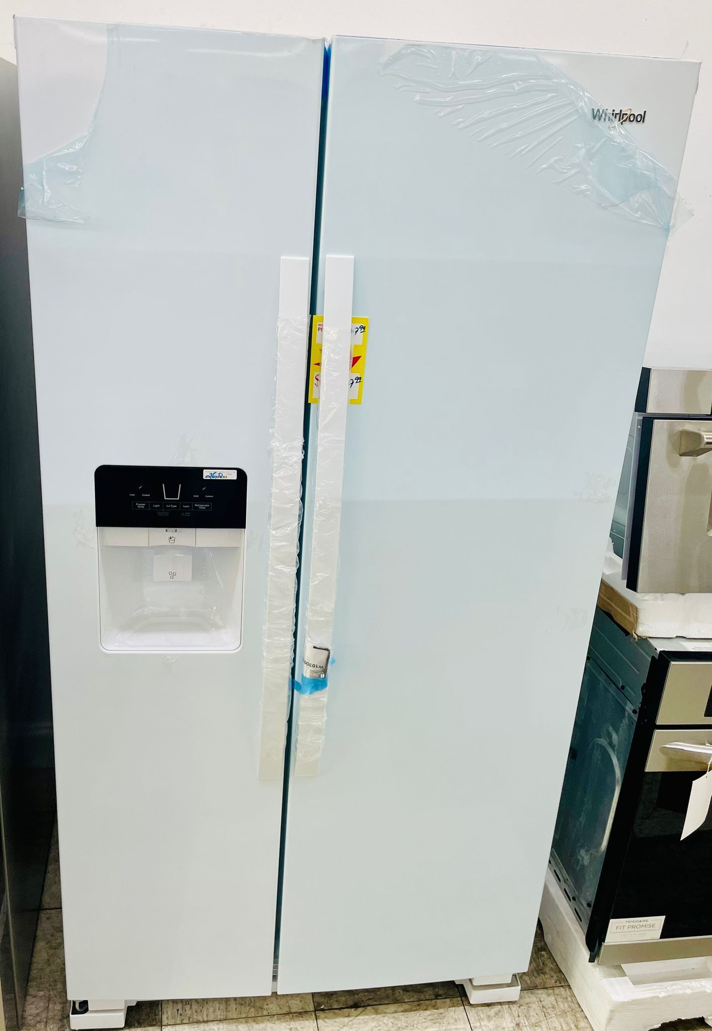 🔥🔥36” Whirlpool Side By Side Refrigerator