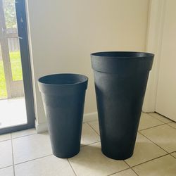 $$$ TALL BLACK SET OF PLANTER/VASE/OUTDOOR/GARDEN WITH DRAINAGE $$$