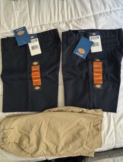 Dickies classic fit size 8