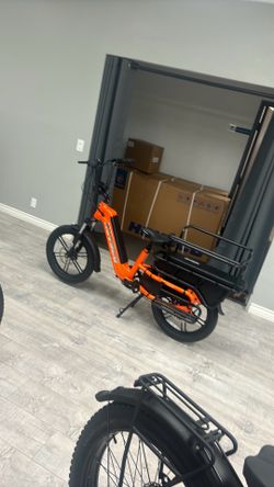 Family ebike with rear seat and basket for 1000
