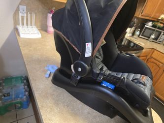 Porta Bebe Con Vase De Carro