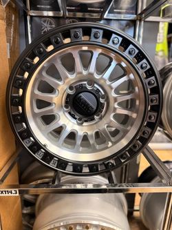 17x9 Wheels Set