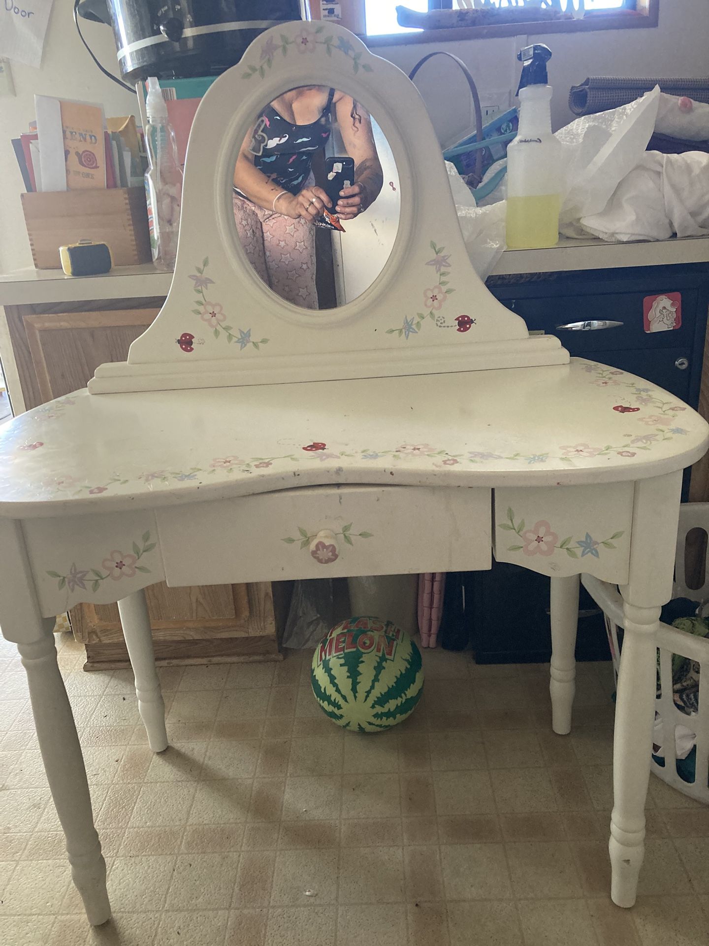 Child’s Vanity