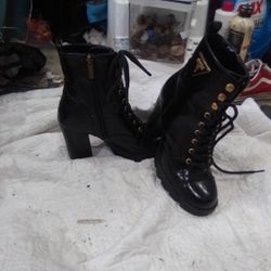 Leather Ankle Boots Heels Guess