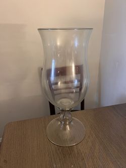 Hurricane Glass Vase 1’ 5”