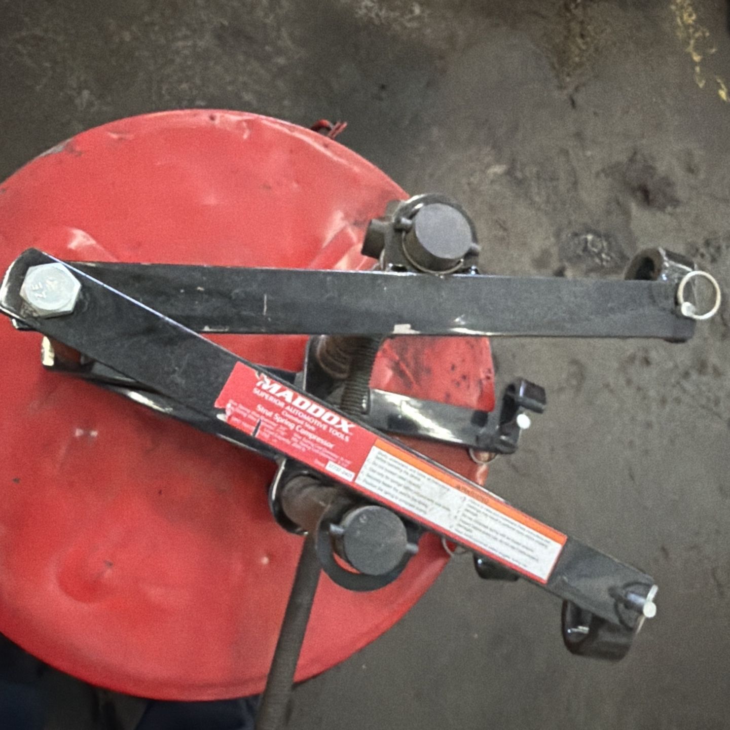 Maddox Strut Spring Compressor for Sale in Anaheim, CA - OfferUp