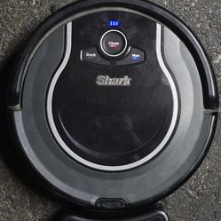 Shark RV750R01US ION Robot Vacuum