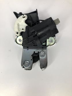 Genuine OEM VW Audi 4F5-827-505-U Trunk Latch Actuator Passat Jetta