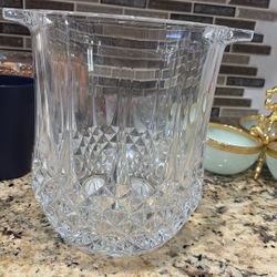 Chrystal Wine Holder