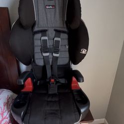 Britas Booster Seat 💺 Excellent Condition Expiration Year Is 06/2029 Smoke And PetsFree Home Seriously Buyers Only Please Check My Other Posts Thanks