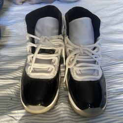 Air Jordan 11 Concord 