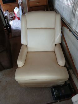 Beautiful premium leather chair with no damage extremely soft delivery available