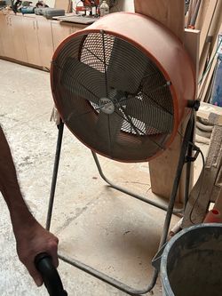 Shop fan