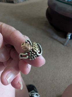 A gorgeous Black hills gold ring