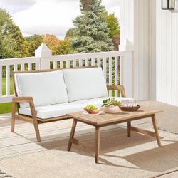 Brand New！LuxenHome Outdoor Acacia Wood Coffee Table and Loveseat with Cushions，OF1905-ST