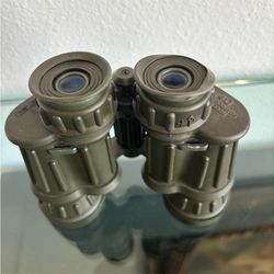 Tasco 323Rz Green Binoculars Magnifies 8×40