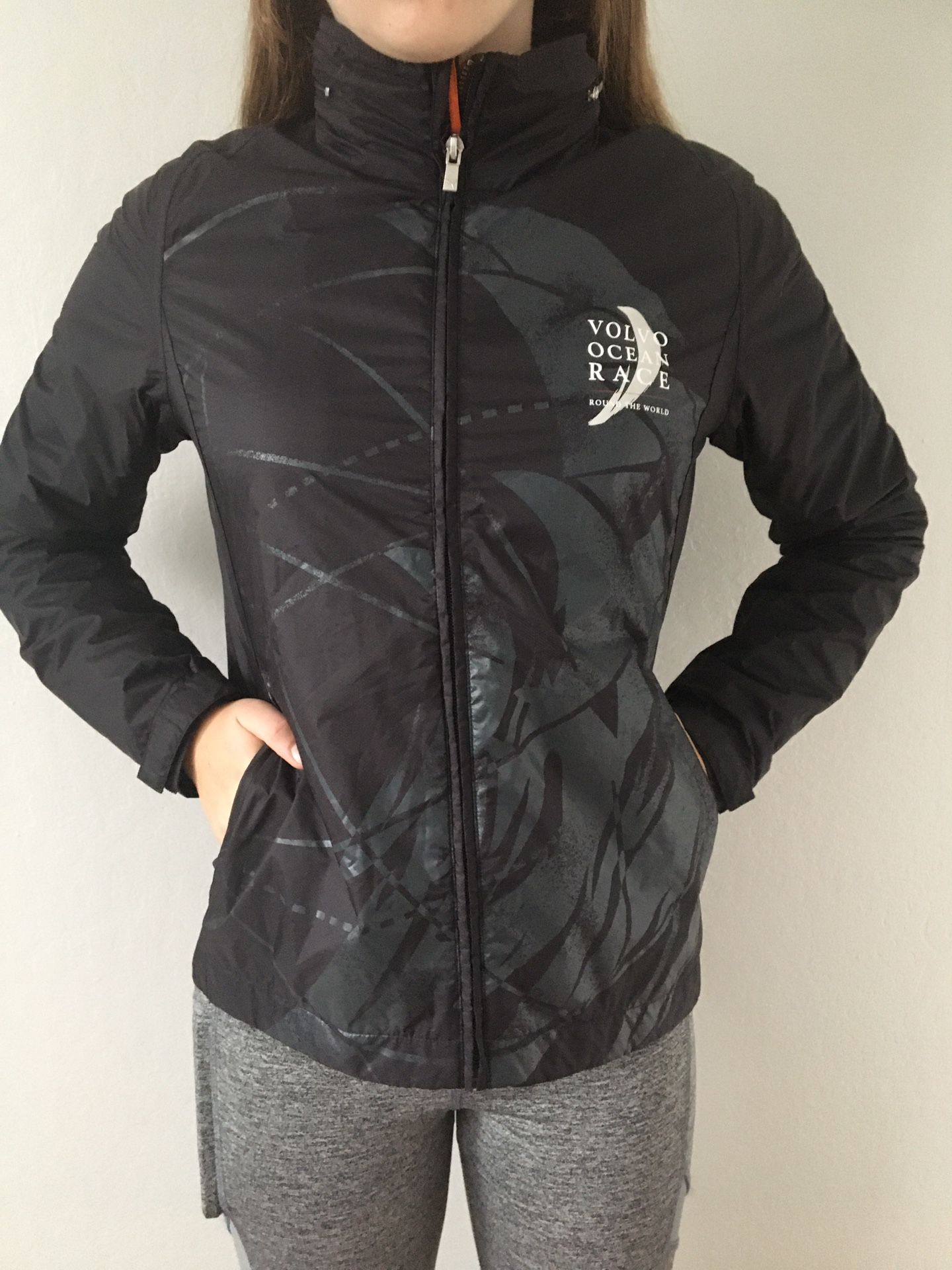 Dark Blue PUMA Rain Jacket with Retractable Hood. Size Small. Unisex