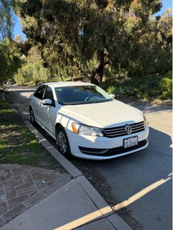 2013 Volkswagen Passat 2.5L S Sedan 4D