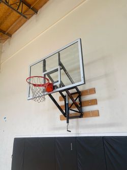 Adjustable Goalsetter Basketball Hoop 72inches wide