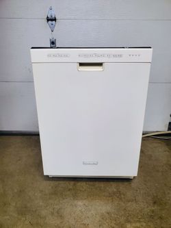 KitchenAid dishwasher (delivery available)