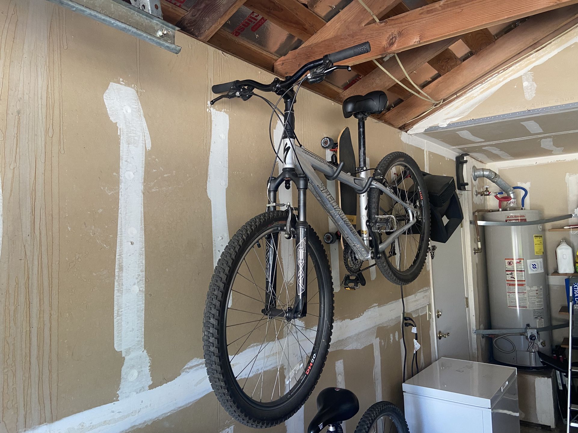 Specialized Rockhopper Mountain Bike