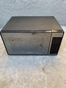 Samsung 1.4 Cu. Ft. Countertop Stainless Steel Microwave