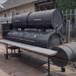 BBQ  Smoker