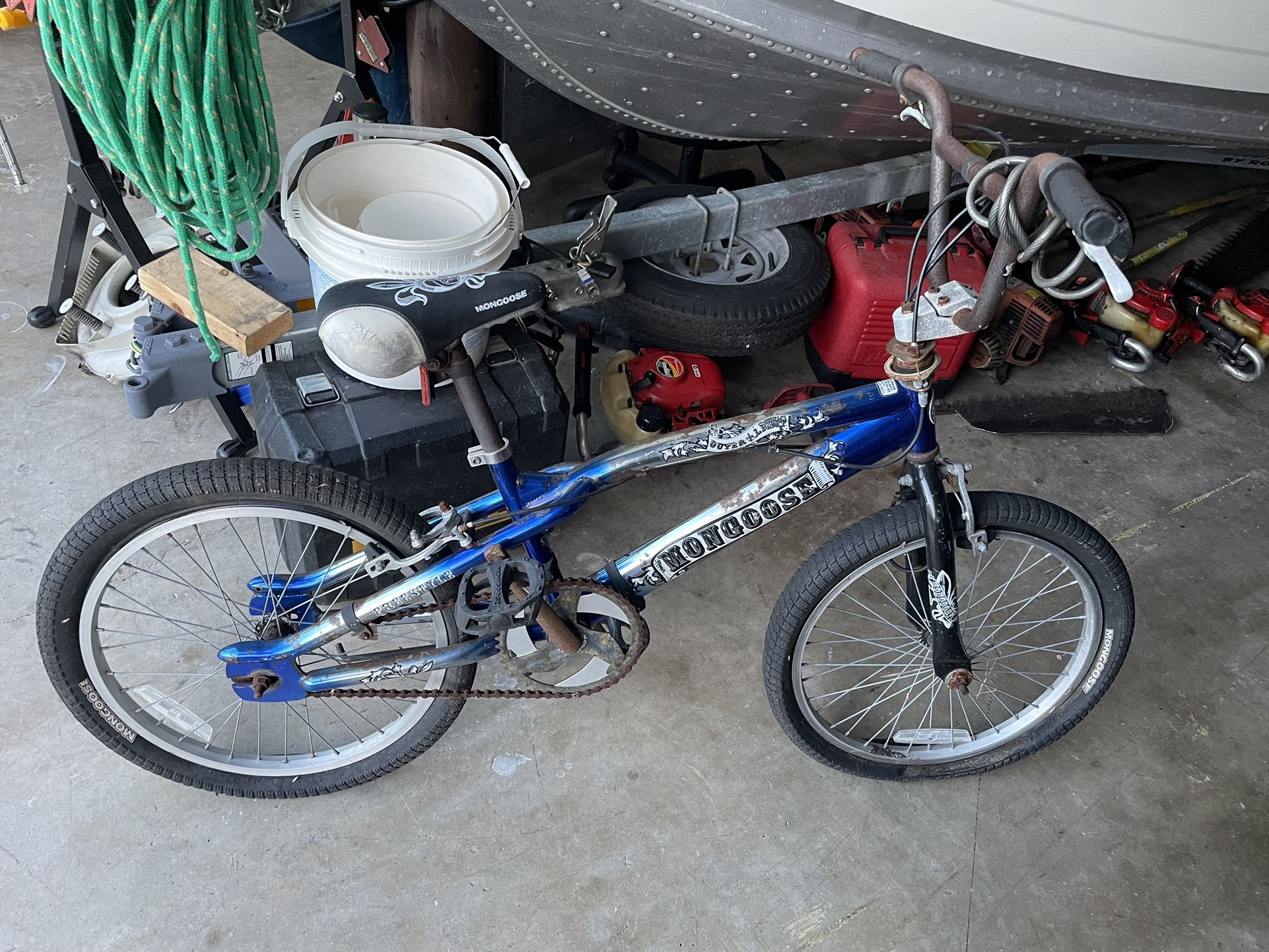 vintage Mongoose Outer Limit BMX Bike rusty needs restoration