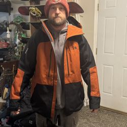 Mountain Hardware Large Men’s Gore-Tex  Waterproof Jacket  