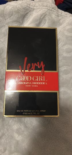 Very Good Girl Perfume 
