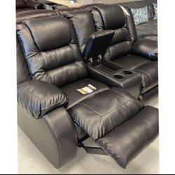 Vacherie Black Reclining Loveseat With Console | Living Room Set 🌟 Great Financing Options 👍 Fastest Delivery 🚚 