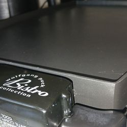 Wolfganf Puck Bistro Collection Plug In Skillet Double Side Use