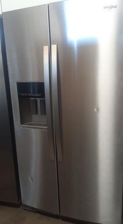Whirlpool Side-by-Side Stainless Steel Refrigerator Fridge
