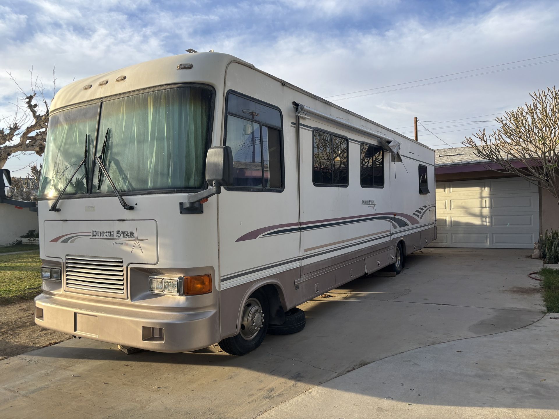 Dutch star Rv