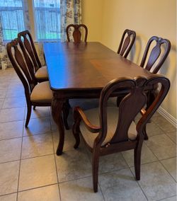 Dark Wood Dining Table Set with 6 Chairs