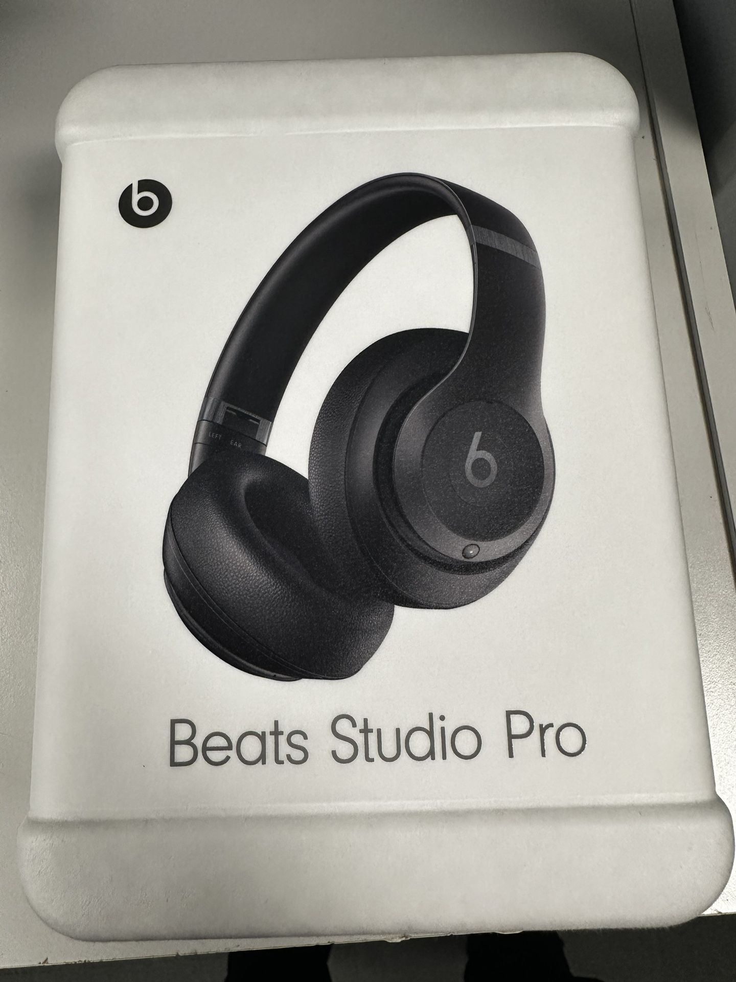Beats Studio Pro $250 Obo
