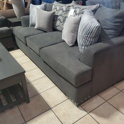 Sofa And Loveseat....... Couch