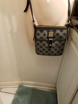 Dooney Burke crossbody great condition